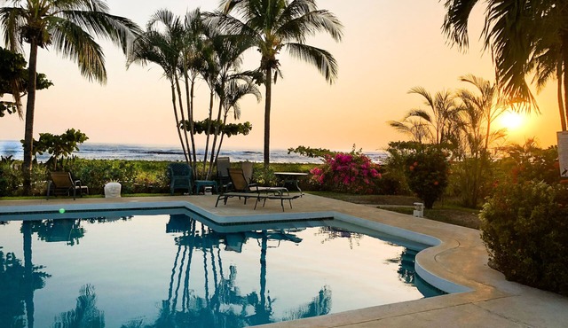Tranquil Beach Front Condo in Junquillal