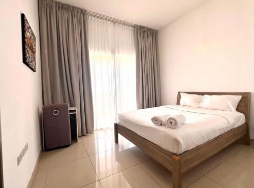 Two Bed Room Apartment with Balcony and sea view by Hala Holiday Homes