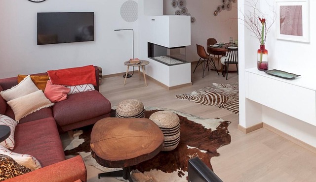 Unit 3 - Modern Smart Home Triplex Private Garden & Parking in Brussels