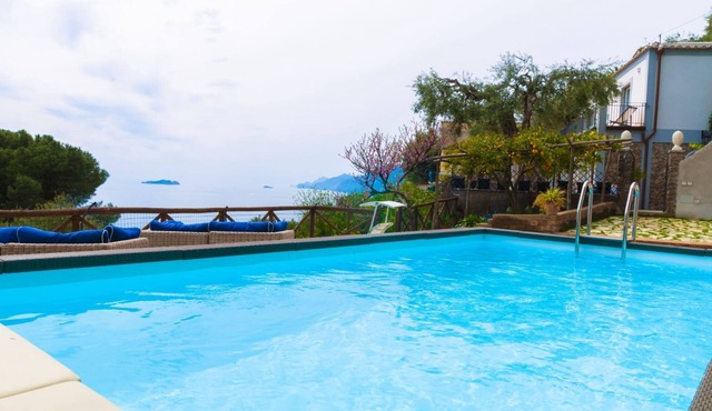 Villa Raissa luxury Property in Positano with private jacuzzi