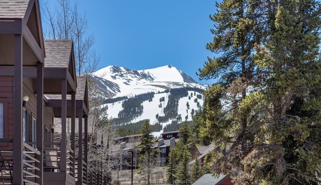 Visit Breck on a budget. Ski in and Hot Tub.