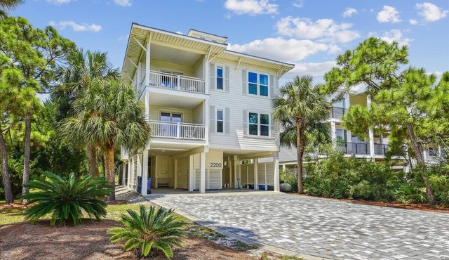 Welcome to Sandy Bottoms!