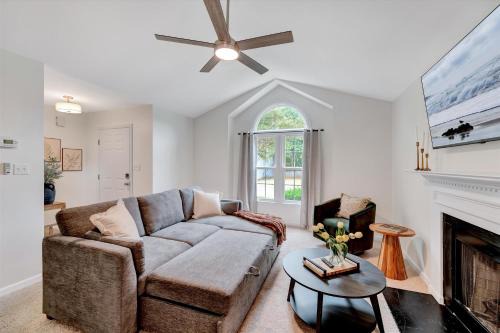 WestBorough Hideaway Fenced Yard 3B Central in Raleigh