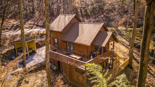 Whispering Pines Cabin in Whittier