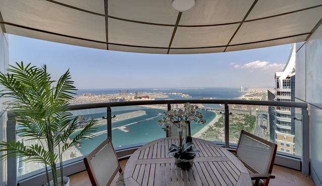 World tallest penthouse floor 86 - stunning amazing view