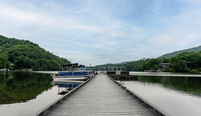 Wyndham Resort at Fairfield Mountains - 2 Bedroom Deluxe in Lake Lure