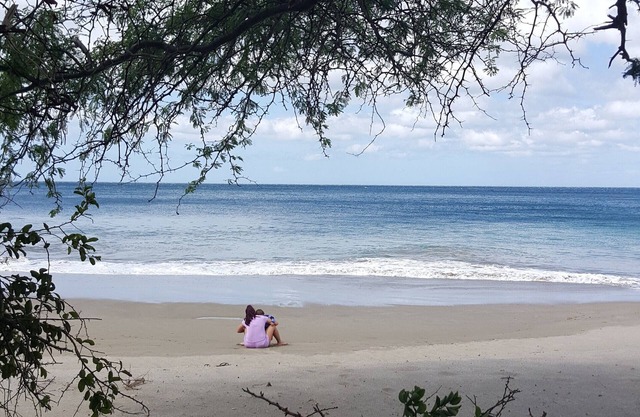 Home away from home! Cozy, clean, and safe hotel minutes from beautiful beach!! in La Cruz