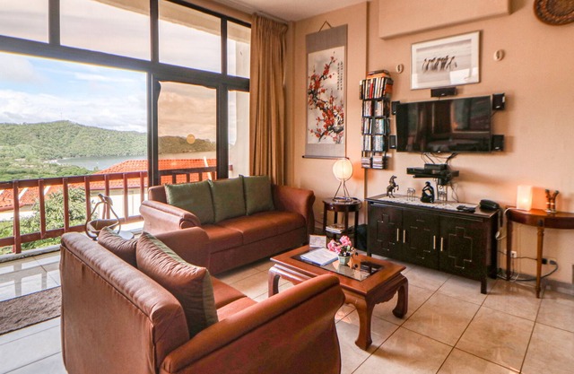 Ocean view villa w/ balcony & shared pool - walk to the beach! in Playa Hermosa