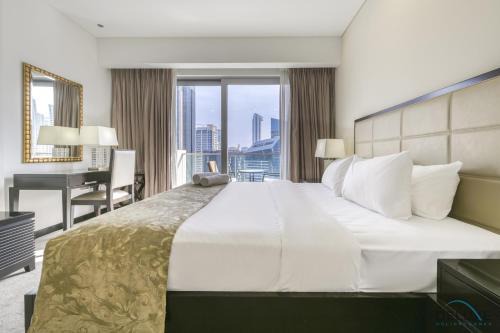 The Address Residences Dubai Marina 