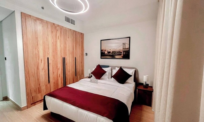 Abu Dhabi Apartment | 1 Bed Room Apartment 1 Min walking to Cleveland and Galleria Mall Maryah Island