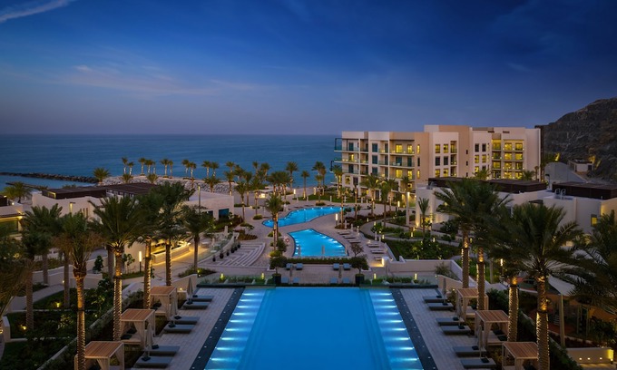 Sharm Hotel | Address Beach Resort Fujairah