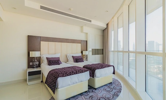 Downtown Dubai Apartment | Amazing Two Bedroom at Damac Distinction 3804