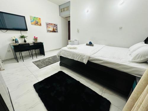 Mussafah Hostel | MBZ - Master Room
