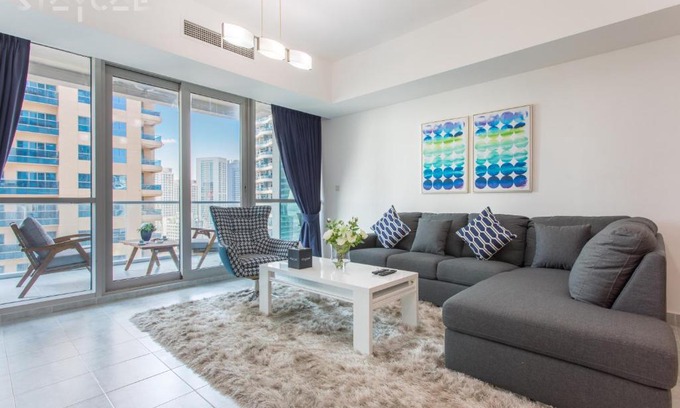 Dubai Marina Apartment | Staycae Waves Tower