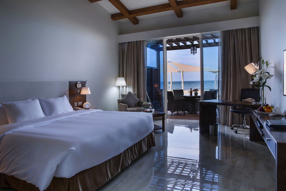 Jebel Dhanna Hotel | Danat Jebel Dhanna Resort