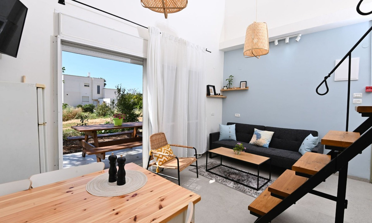 Emek Izrael Apartment | YalaRent Valley view complex In Merhavia with Private heated Pool