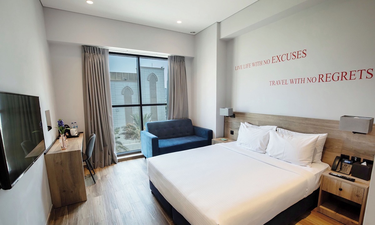 Jadaf Hotel | Kingsgate Canal Hotel