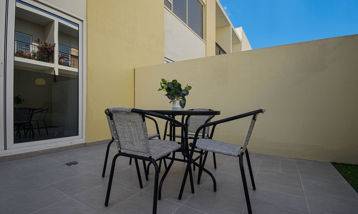 Dubai Apartment | 3B-Urbana 1-37-G04