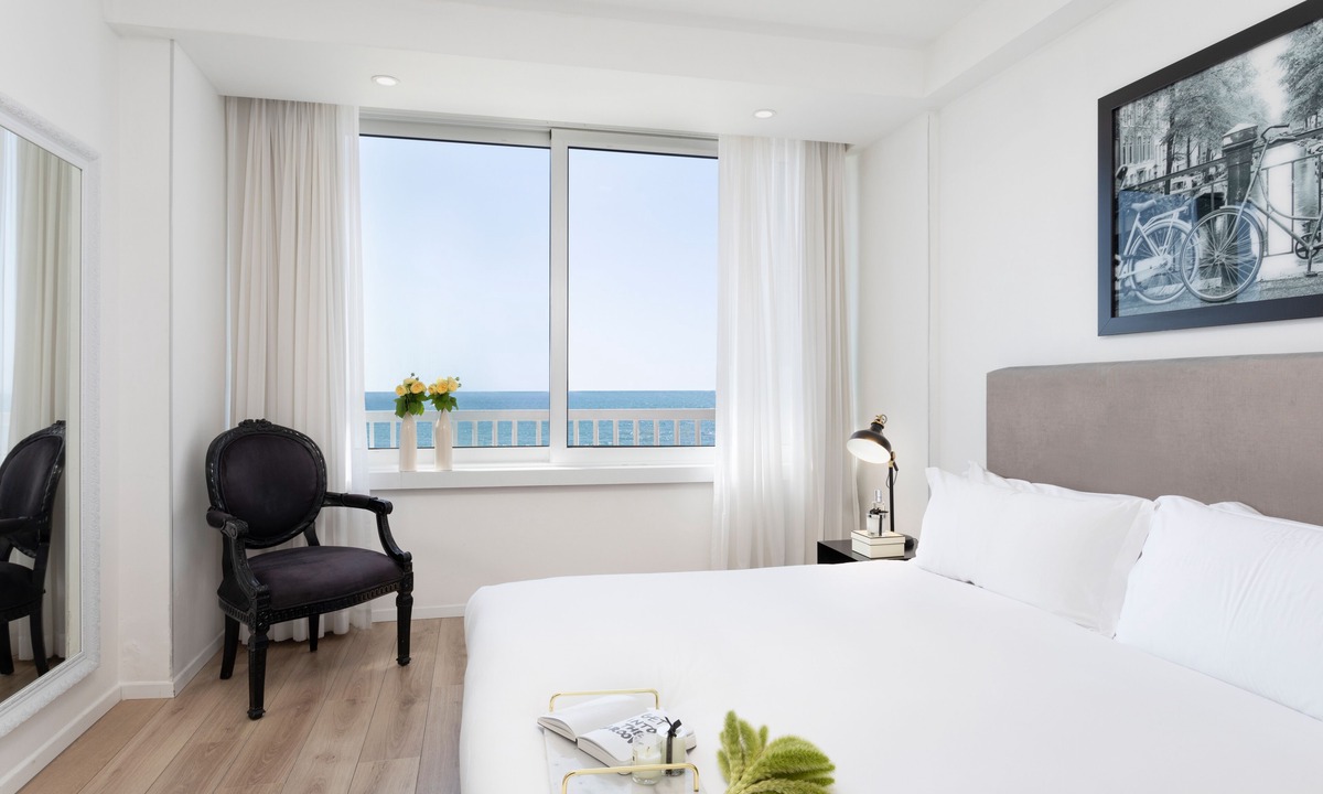 Tel Aviv Promenade Hotel | Sea Executive Suites