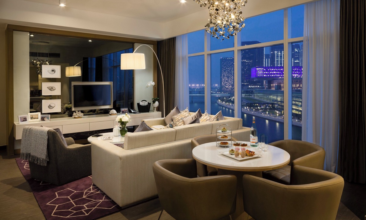 Al Zahiyah Hotel | Beach Rotana Residences