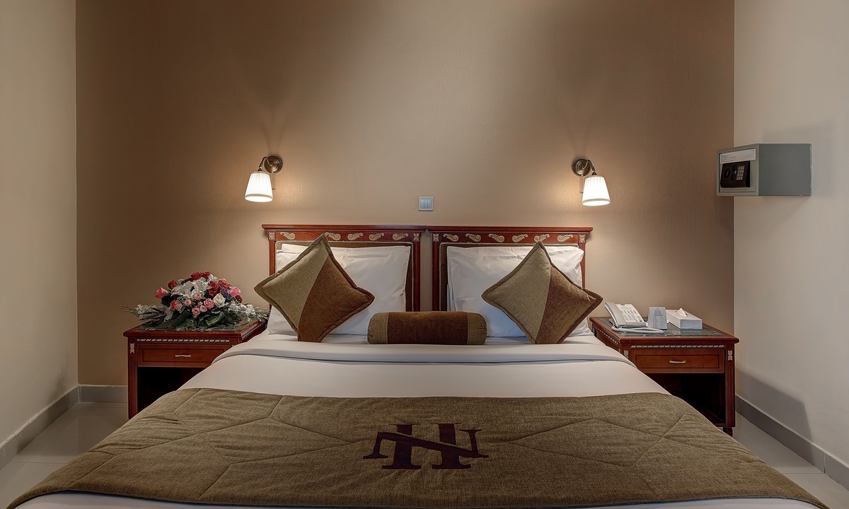 Al Muraqqabat Hotel | Nihal Hotel