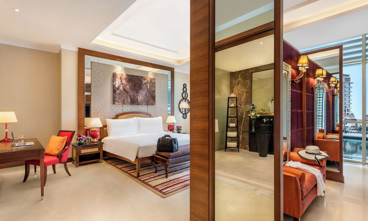 Abu Dhabi Hotel | Al Raha Beach Resort & Spa