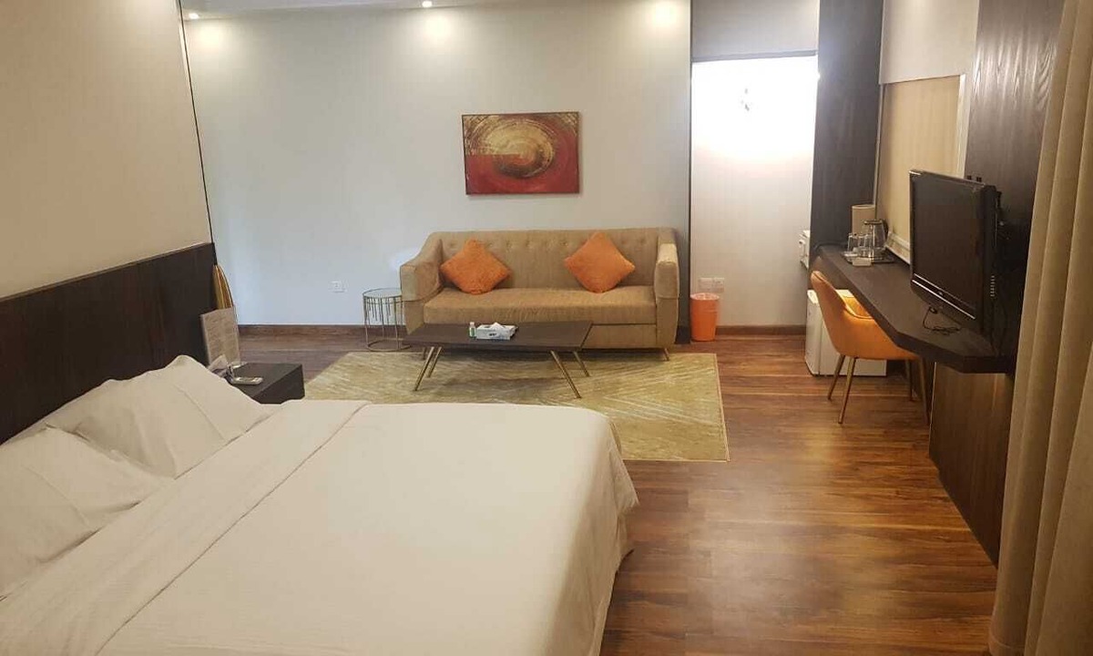 Al Seer Hotel | Julphar Hotel