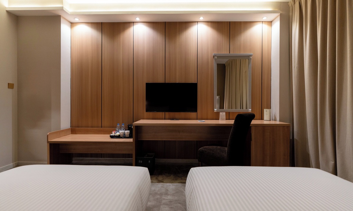 Deira Hotel | Luxe Grand Hotel