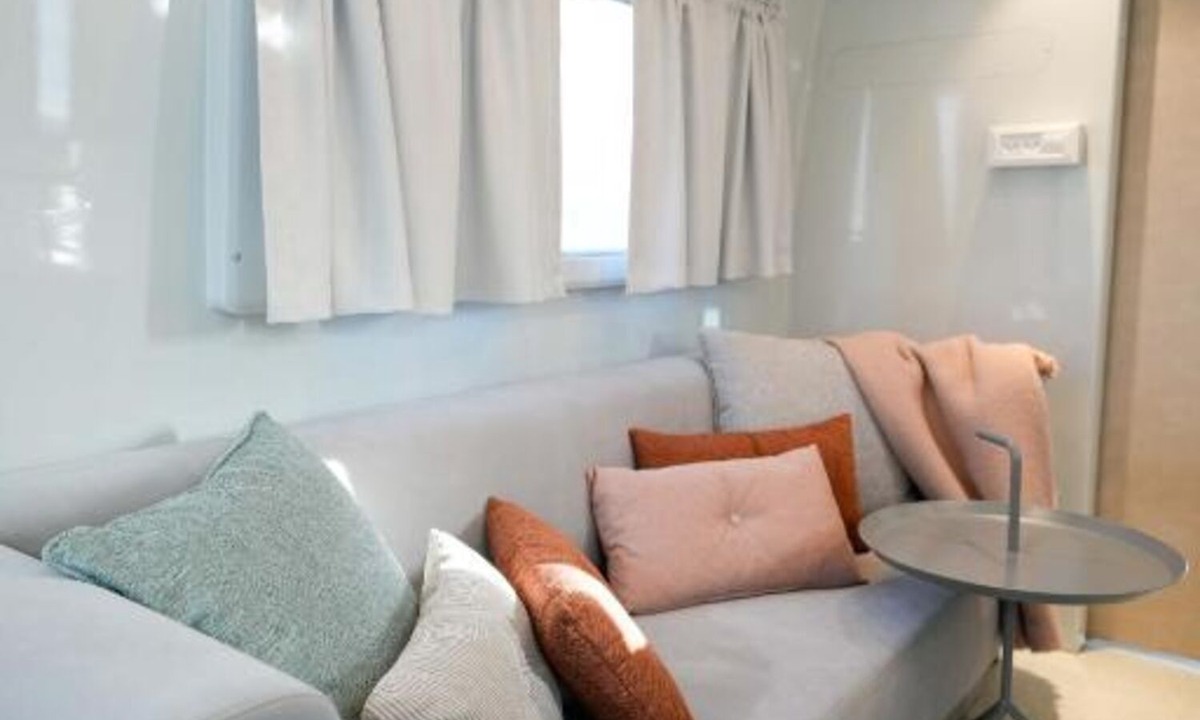 Gesher HaZiv Apartment | The Daydream Bus Hideaway by Sea N' Rent