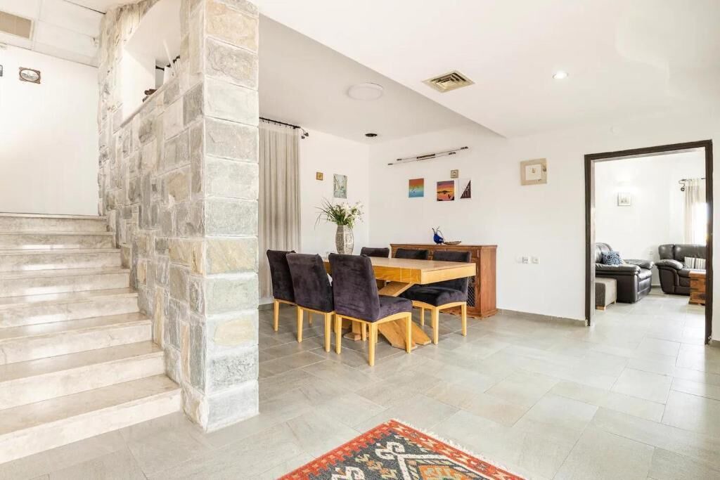 Daliyat al-Karmel Apartment | Al Razi Residency