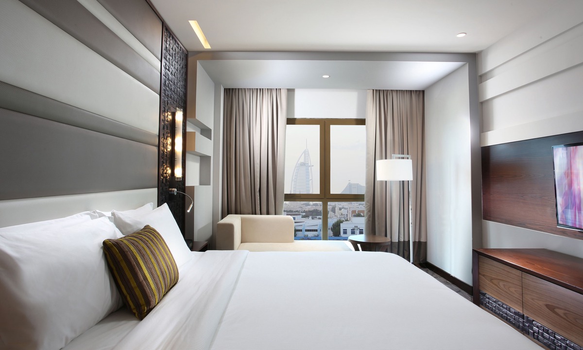 Sheikh Zayed Road Hotel | Metropolitan Hotel Dubai