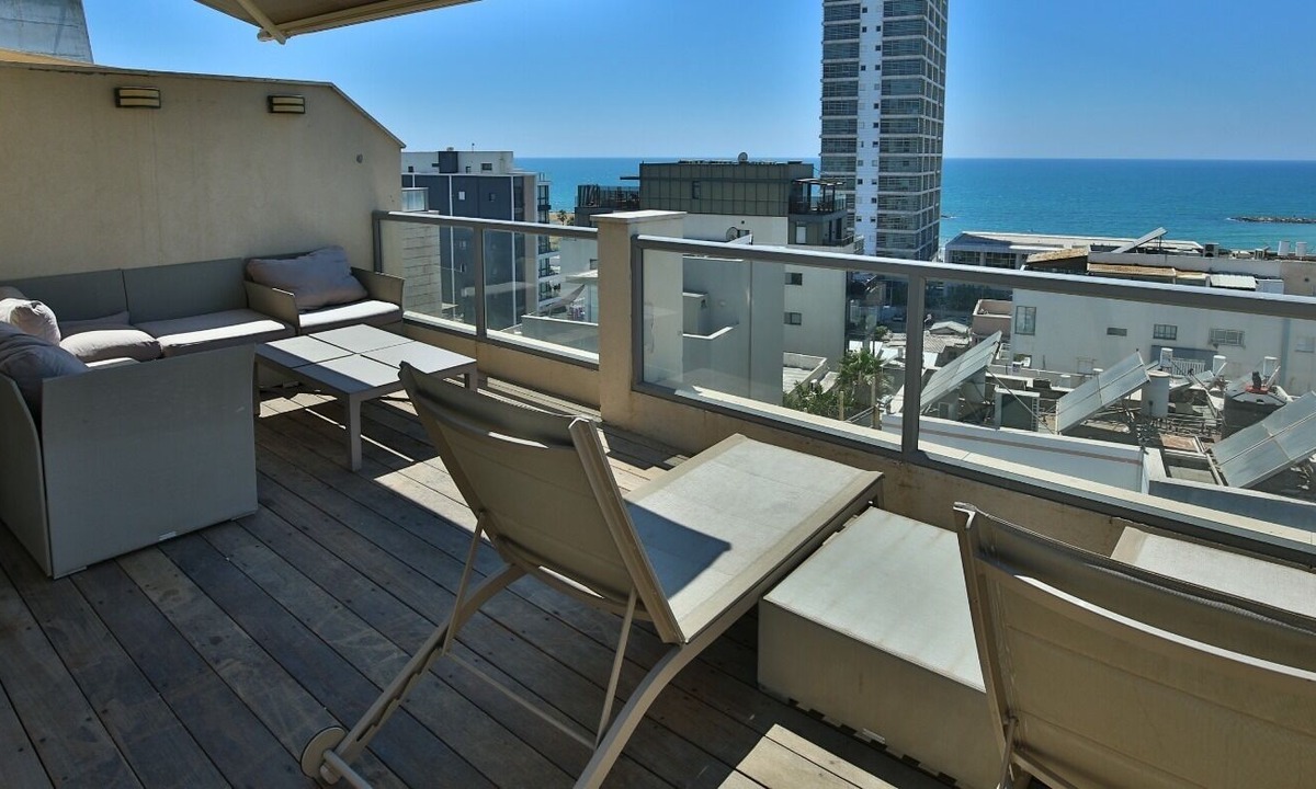 Kerem HaTeimanim Apartment | LUXURY DUPLEX PENTHOUSE w/HUGE TERRACE & OCEAN VIEW
