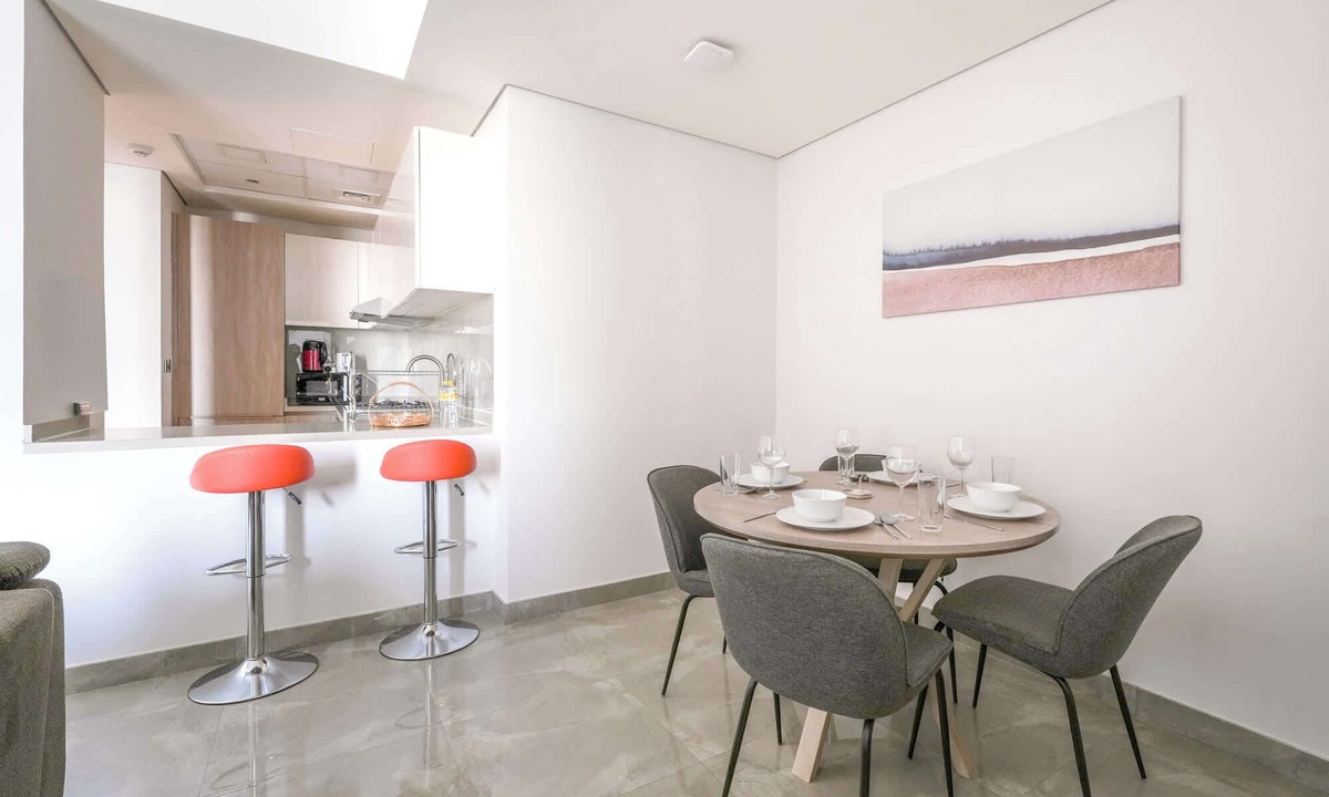 Dubai Apartment | Free housekeeping visits during your stay - StayShort - Dubai South 1BR sleeps 4