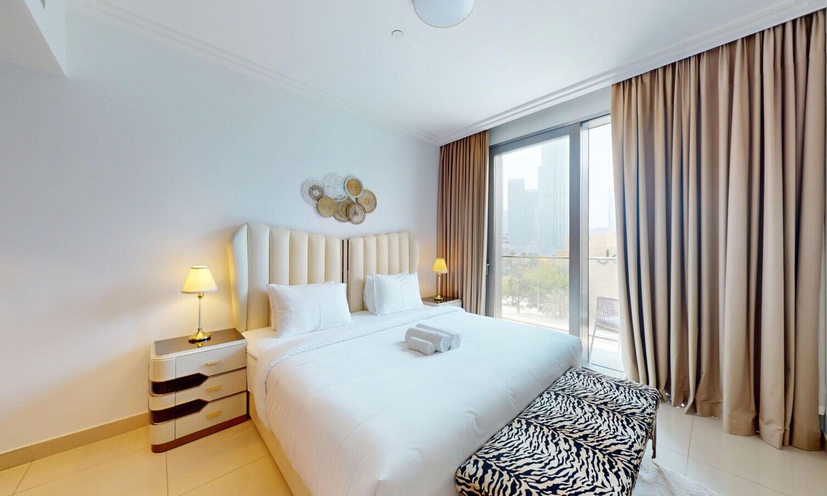Downtown Dubai Apartment | Elegant 1 Bed l Magnificent Burj Khalifa Views