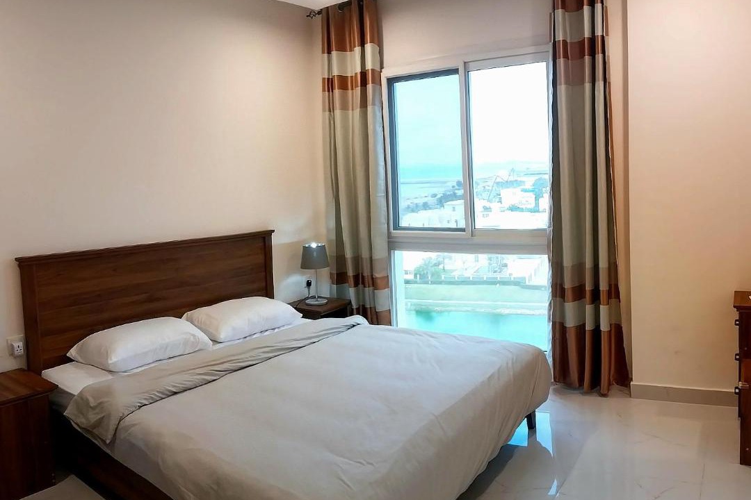 Al Ghubrah Ash Shamaliyyah Apartment | Beach star residency 2