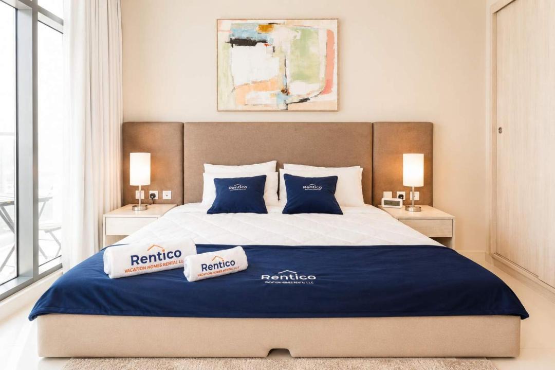 Palm Jumeirah Apartment | Rentico l Seven Palm Infinity Studio