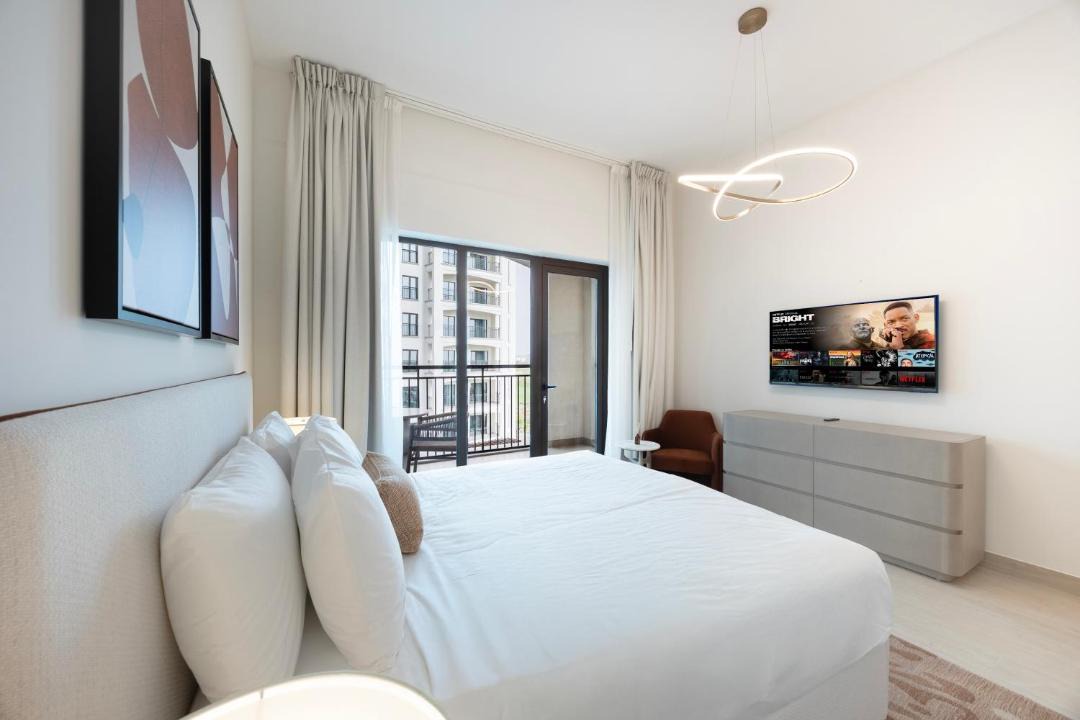 Abu Dhabi Apartment | Bloomfields 2BR in Fairways 1 Yas Golf Collection