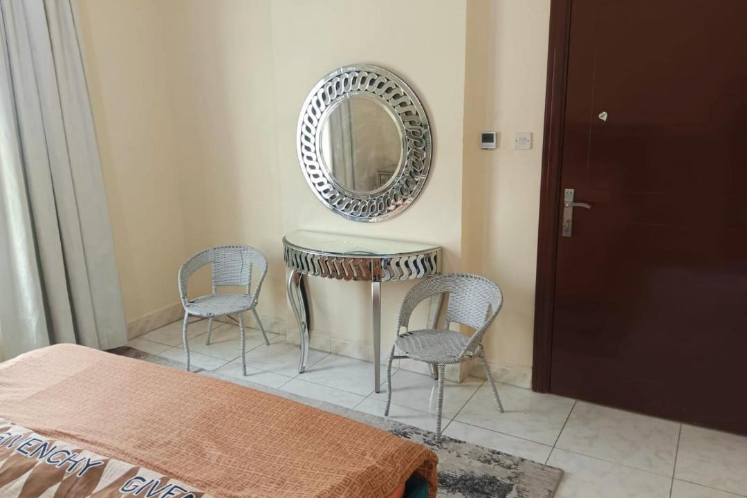 Al Majaz Apartment | Luxury Royal 3-Bedroom Apartment with Garden View opposite to Safiya Park