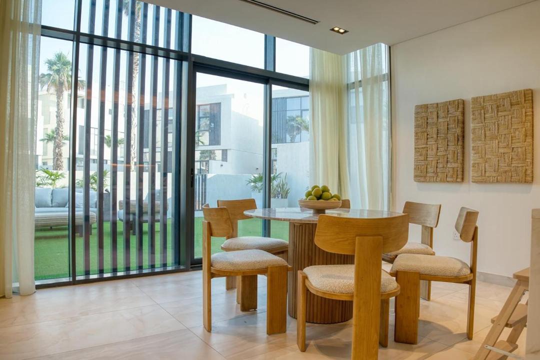 Ras Al Khaimah Villa | Serene 3-Bedroom Villa with Maid's room and Steps from the Beach - Danah Bay