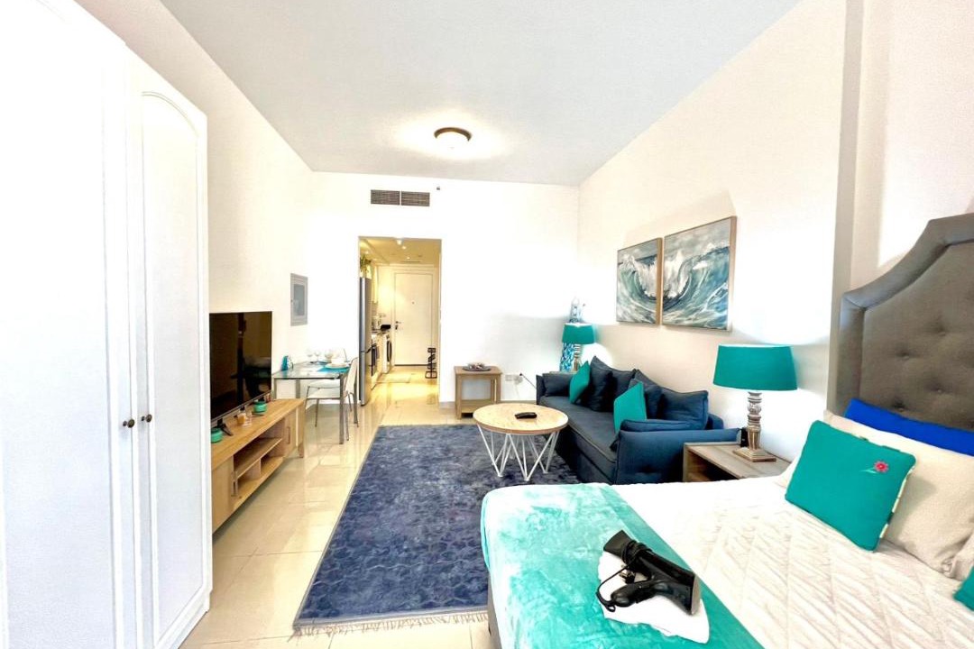 Al Hamra Village Apartment | Royal Breeze Executive Studio