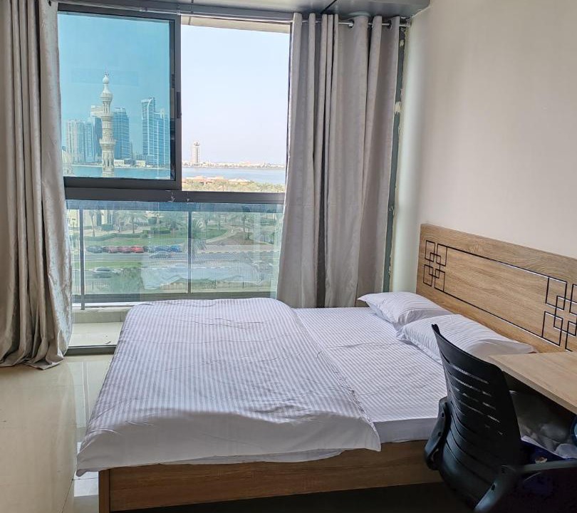 Al Majaz House | king bed room