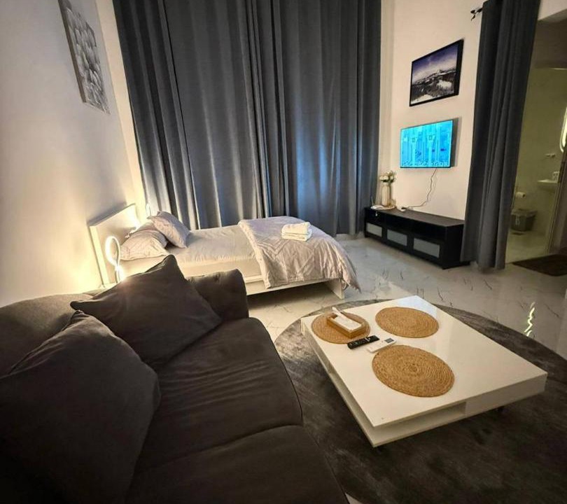 Al Ain Apartment | Oasis Studio jimi