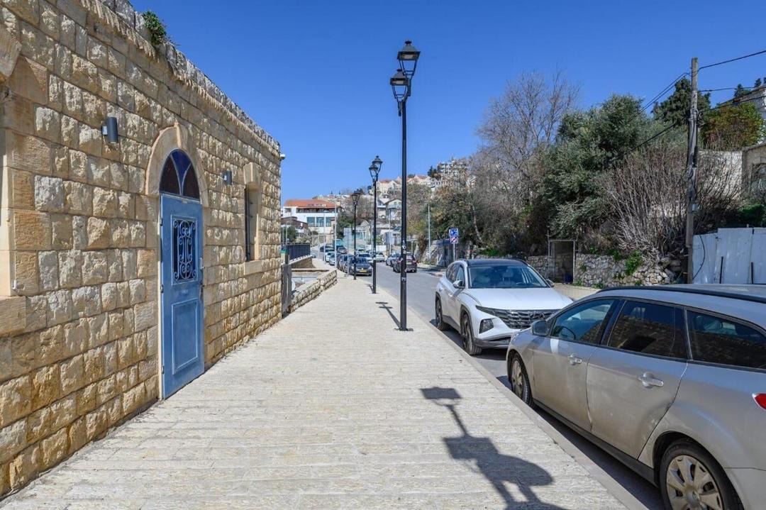 Safed Old City Apartment | Even Vanof - אבן ונוף