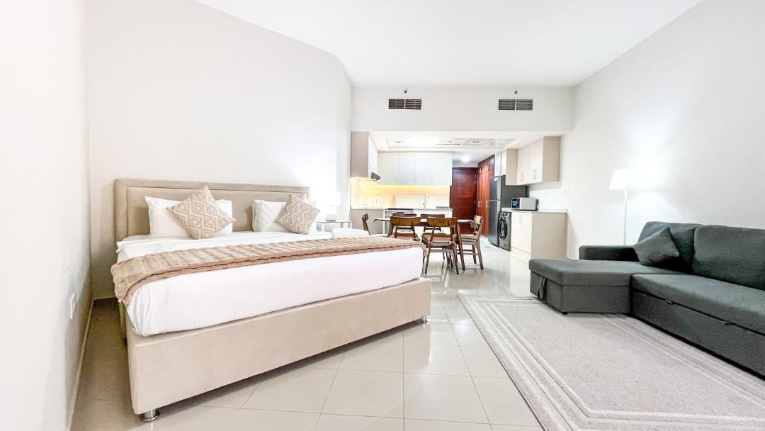 Bab Al Bahr Apartment | Modern Studio Apartment in Bab Al Bahar