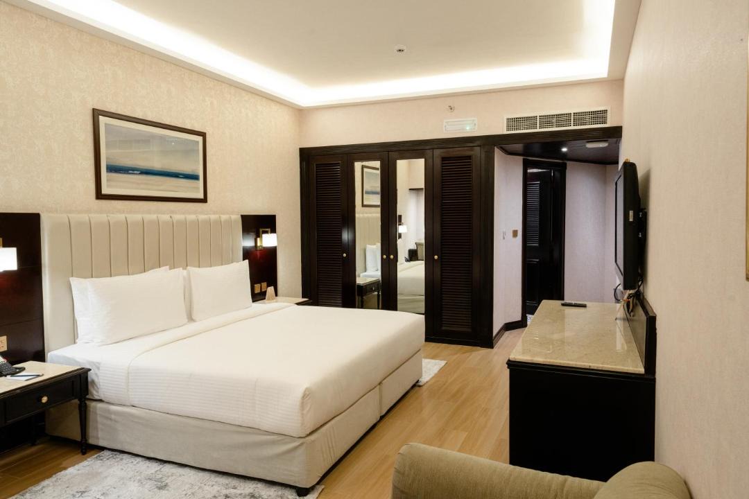 Dubai Hotel | Luxe Avenue Hotel