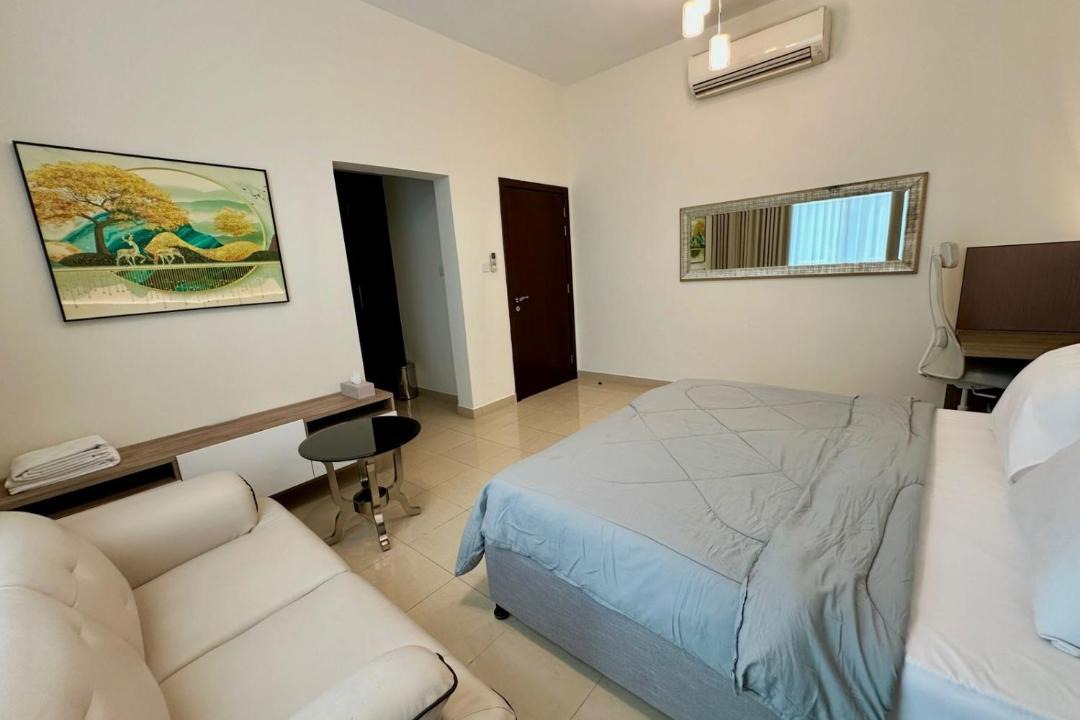Al Jerf 2 House | Modern Cozy Stay Near Ajman City Centre