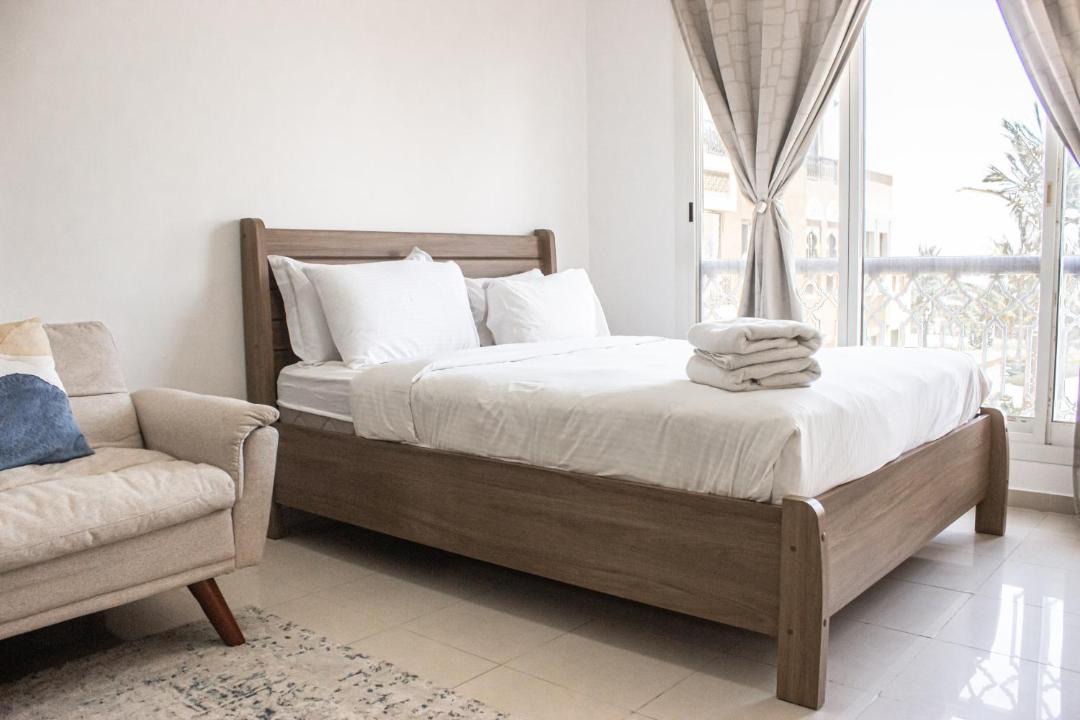 Bab Al Bahr Apartment | Charming Pool View Studio Retreat at Bab Al Bahr