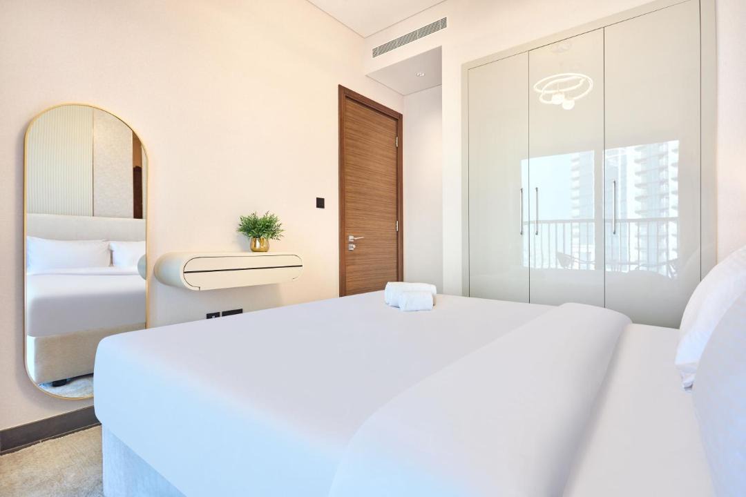 Nad Al Sheba Apartment | STAY BY LATINEM Luxury 1BR Holiday Home CC 3313 Near Burj Khalifa