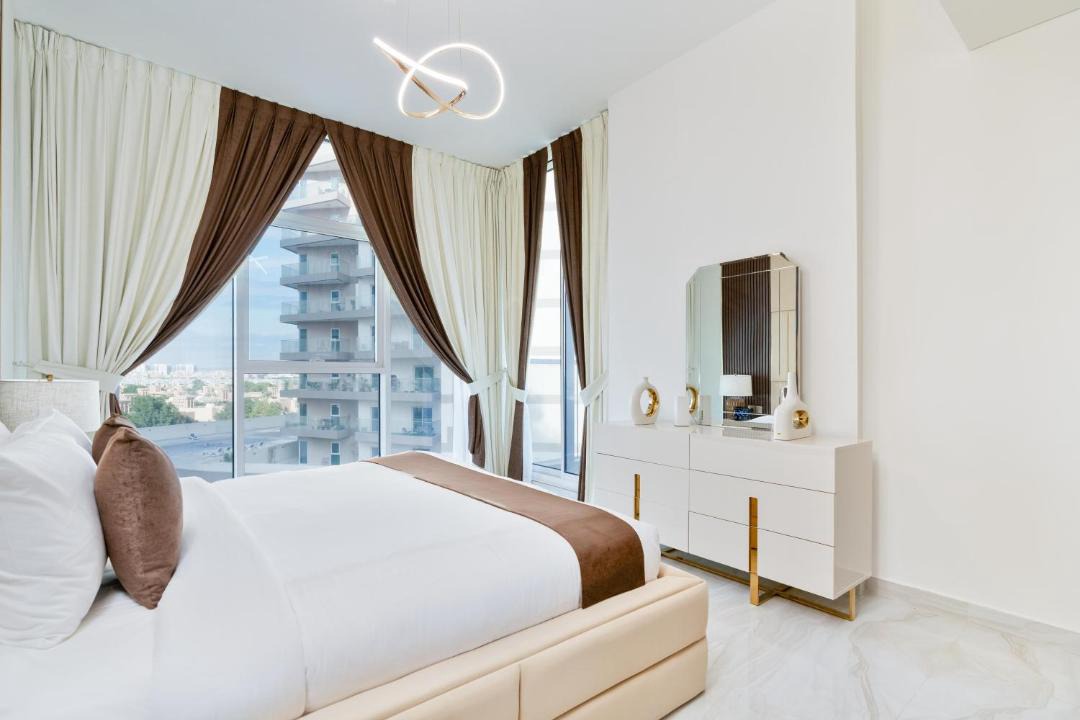 Dubai Apartment | Lux BnB Gemz - Al Furjan I Private Pool I