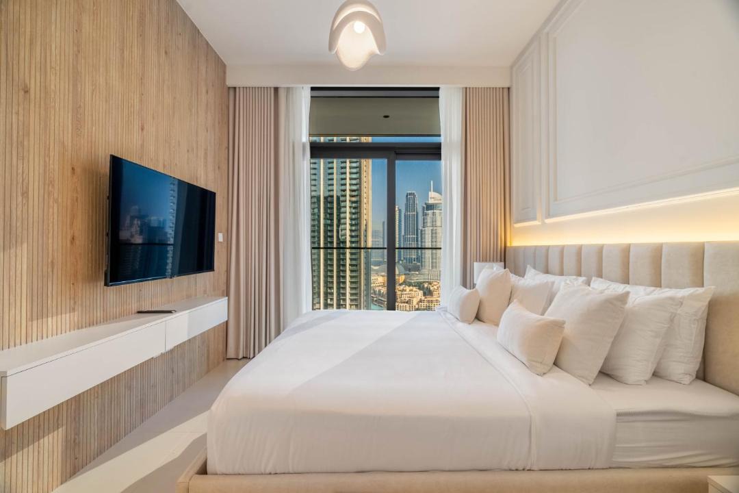Downtown Dubai Apartment | Luxurious 4BR with Boulevard View - 10 min to Burj & Mall